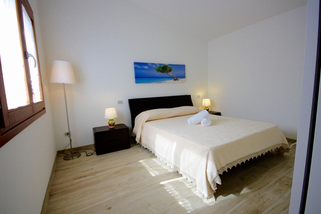 Villa Franca By Wonderful Italy San Teodoro  Exteriör bild